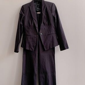 NWT, Ann Taylor Petite Navy Pinstripe Suit. Top Size 4P, Pants Size 6P.
